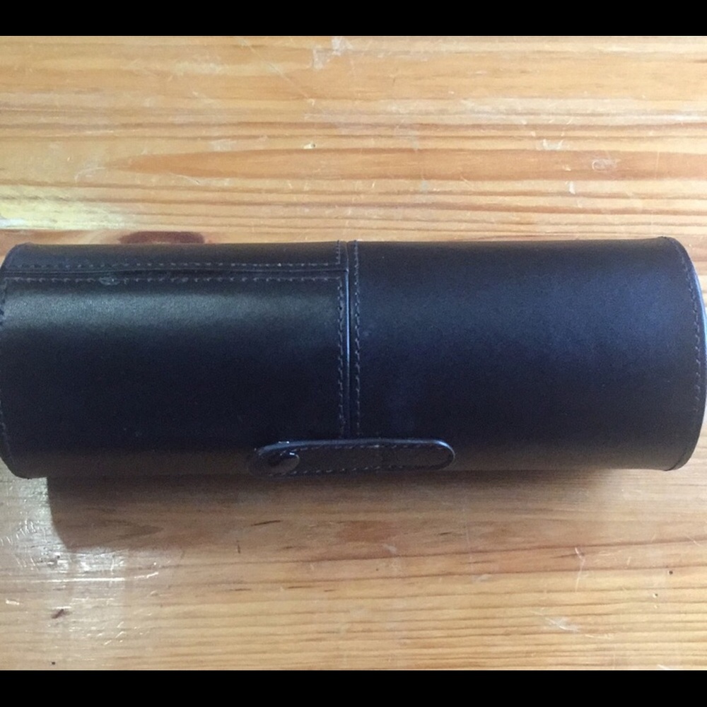 LimeLife Classified Brush Holder